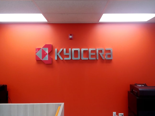 3D Signs & Dimensional Letters & Logos