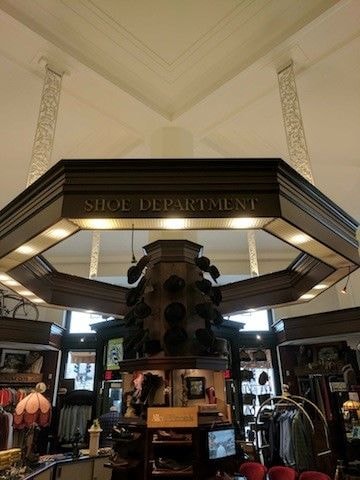 Custom Dimensional Lettering for Tailored Clothing Store in Downtown St. Paul