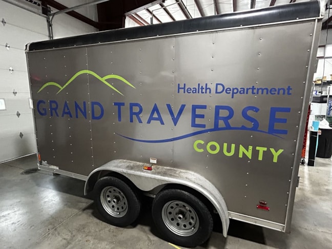 Vehicle Graphics & Lettering