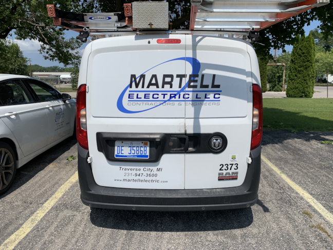 Vehicle Graphics & Lettering