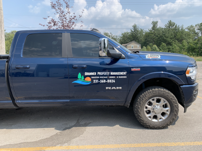 Vehicle Graphics & Lettering