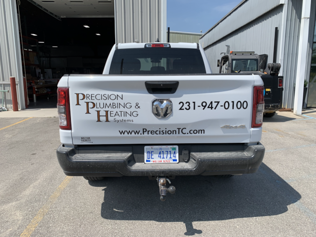 Vehicle Graphics & Lettering