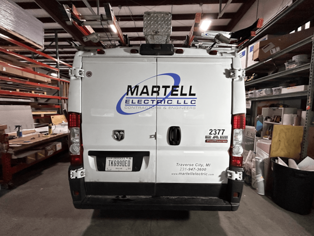 Vehicle Graphics & Lettering