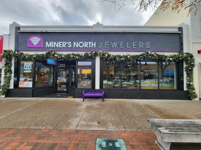 Dimensional Lettering & 3D Signs