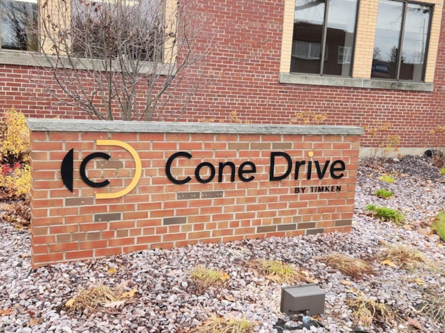 Dimensional Lettering & 3D Signs