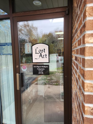 Custom Decals, Wraps & Lettering