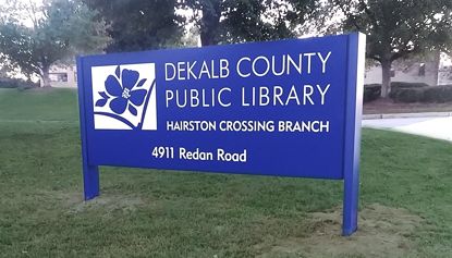 painted post and panel sign tucker, ga