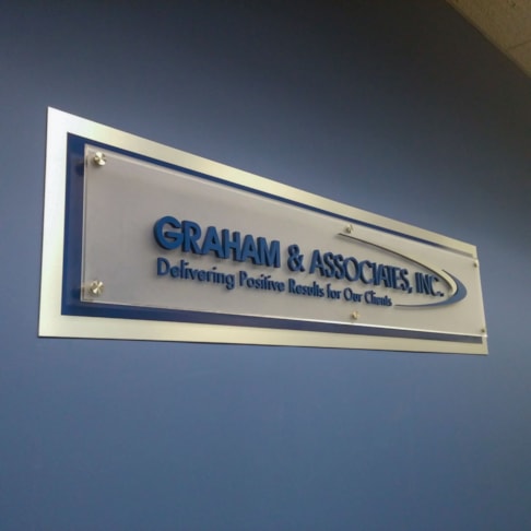 3D Signs & Dimensional Letters & Logos