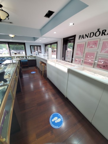 Rosenfeld Jewelry | Floor Graphics | Tucker, GA