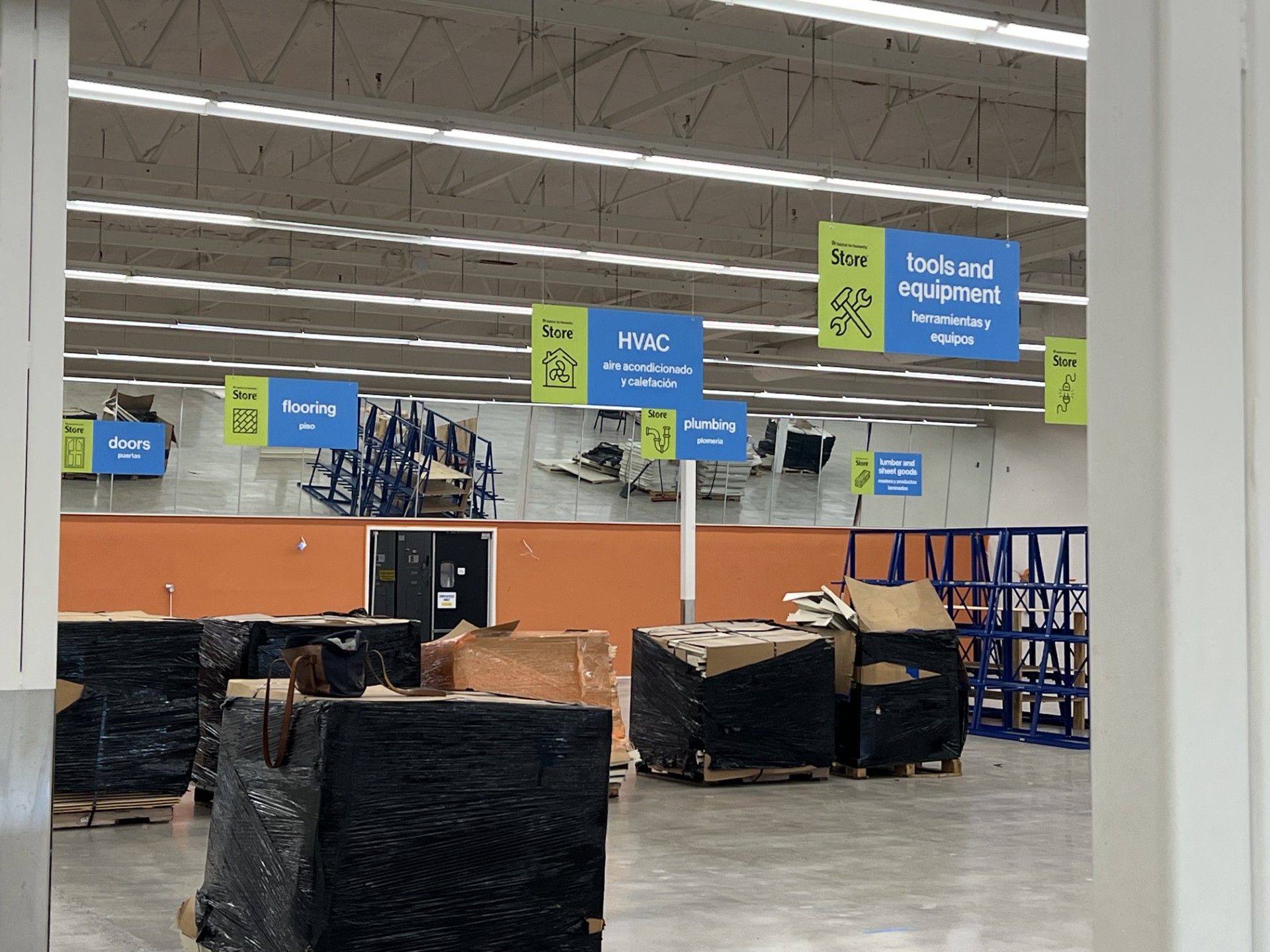 Retail & Point of Purchase Displays | Retail | Vancouver, WA | Metal