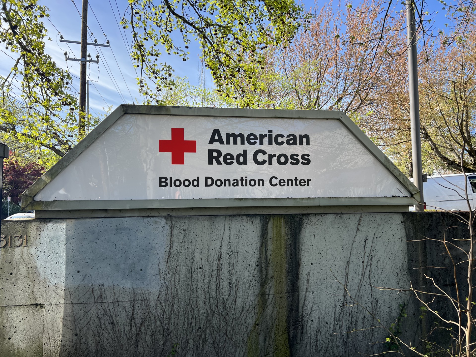 Monument Signs | Healthcare | Portland, OR | Plastic, Vinyl