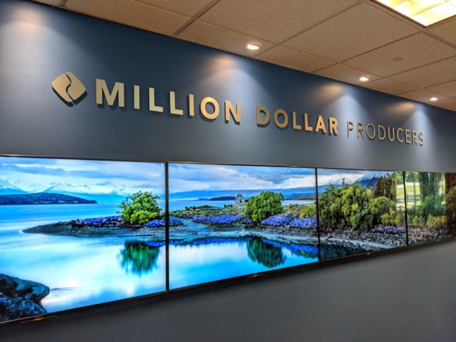 3D Signs & Dimensional Letters & Logos