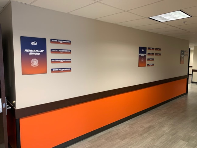 3D Signs & Dimensional Letters & Logos | Restaurants & Foodservice