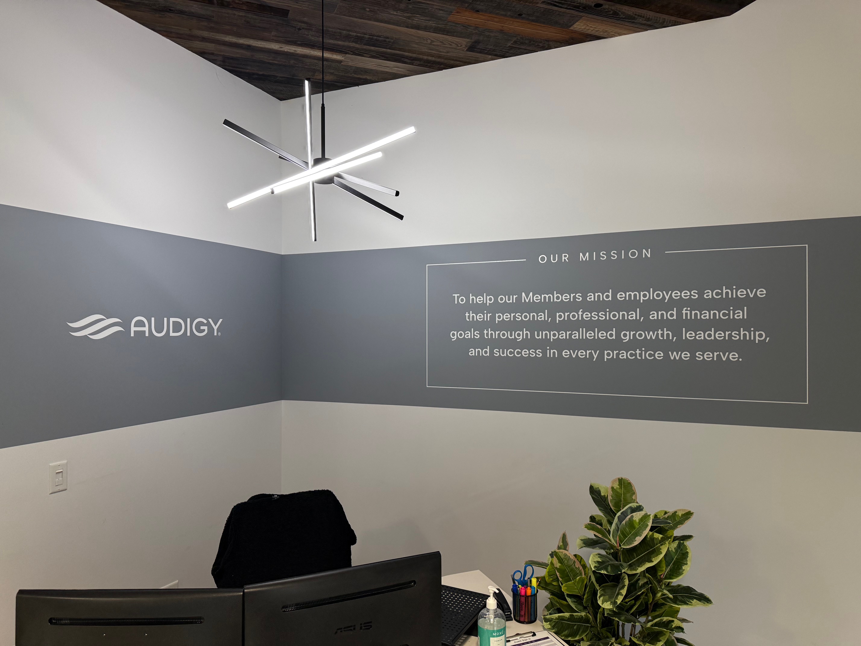 Wall Murals & Graphics | Healthcare | Vancouver, WA | Vinyl