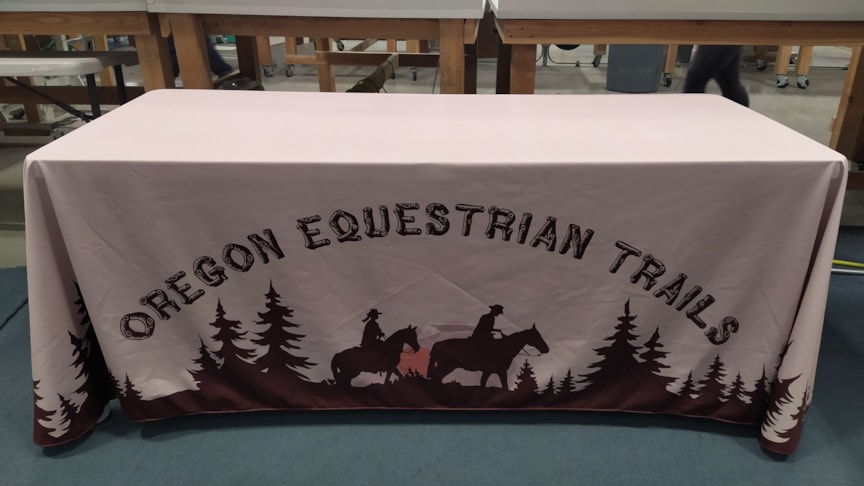 Table Throws & Runners