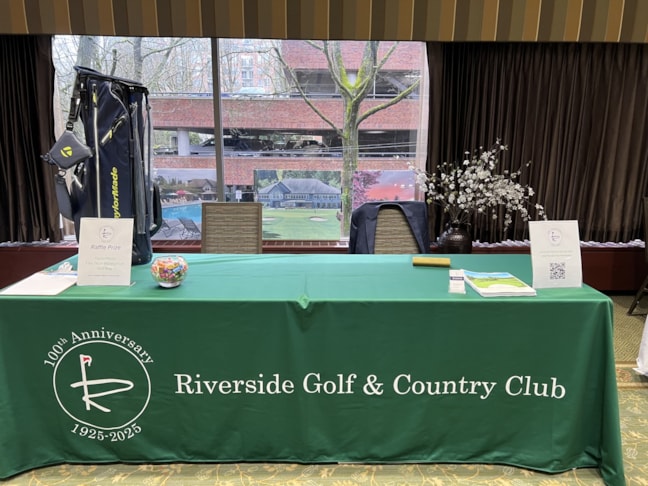 Table Throws & Runners | Sports Venue & Stadium Signage