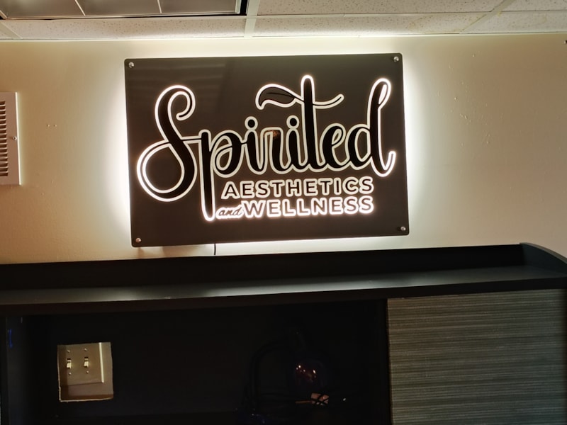 Edgelit and Backlit Signs | Healthcare | Acrylic