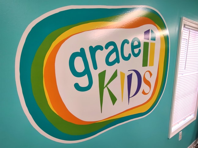 Wall Murals & Graphics