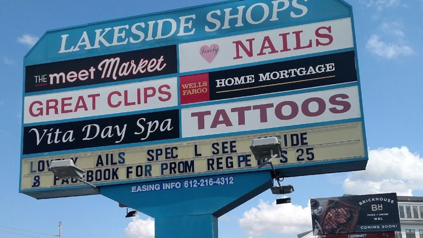 Monument Signs | Retail Signs