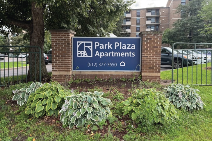 Monument Signs | Hospitality & Lodging