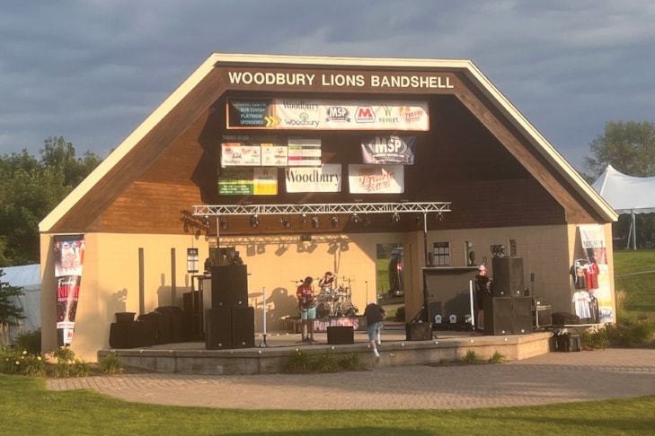 Fabric & Vinyl Outdoor Banners