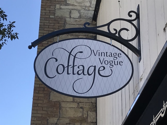 Sign Posts & Sign Hanging Accessories | Retail Signs