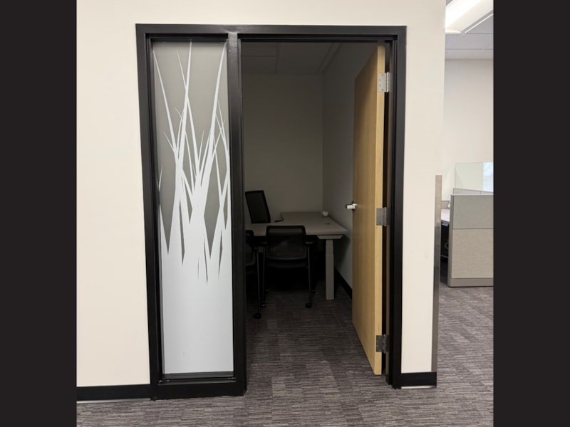 Window Graphics | Transportation, Logistics, & Distribution | Vinyl