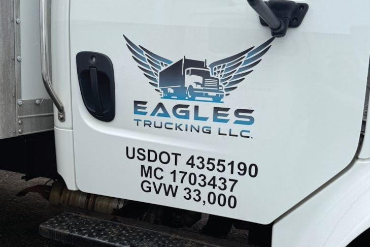 Vehicle Graphics & Lettering | Transportation, Logistics, & Distribution