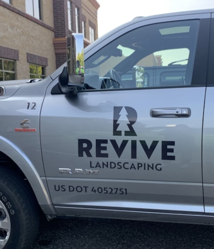 Vehicle Graphics & Lettering | Builder & Contractor Signs