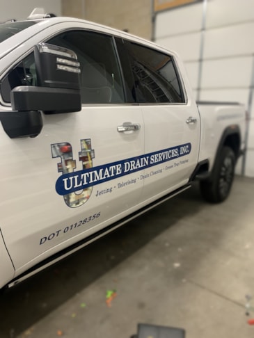 Vehicle Graphics & Lettering | Service and Trade Organizations