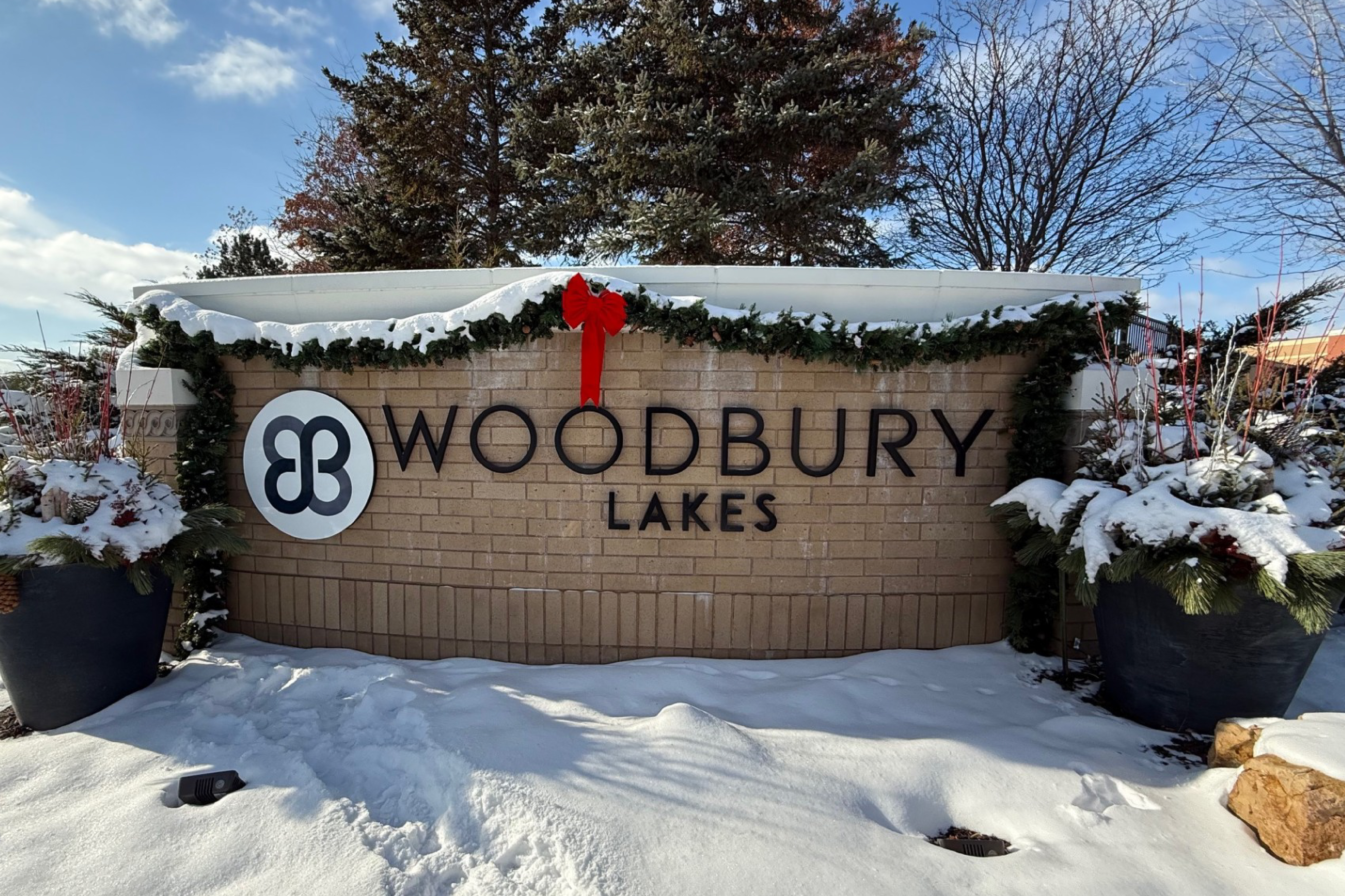 Custom Signs & Signage | Property Management | Acrylic