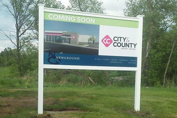  - Image360-Woodbury-Pylon-Sign-Banking