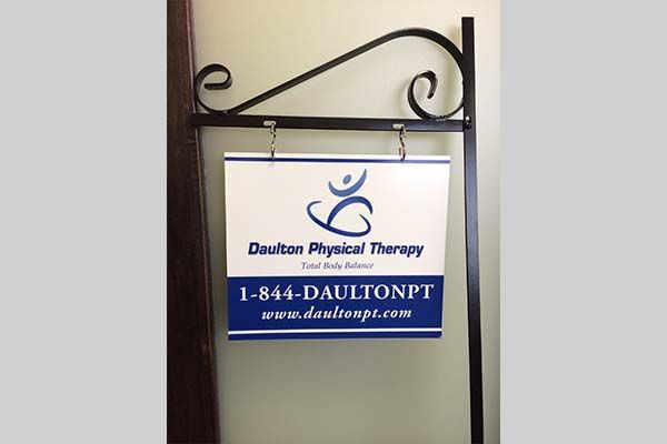  - Image360-Woodbury-Post&PanelSigns-Healthcare