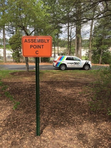 i360 North Raleigh Post and Panel 3