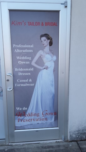 Window Decals, Signage & Graphics