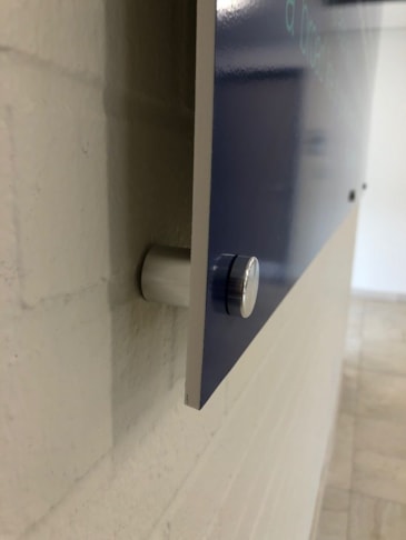 3D Signs & Dimensional Lettering