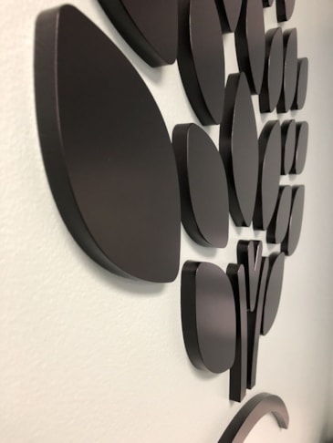 3D Signs & Dimensional Lettering