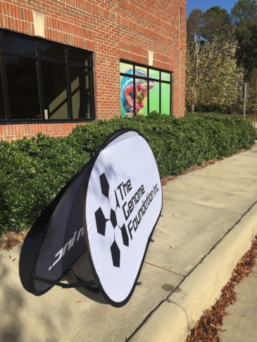 Collapsible Rigid Banner Frame