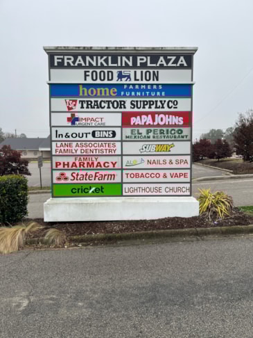 Monument Slats - Papa Johns - Louisburg, NC