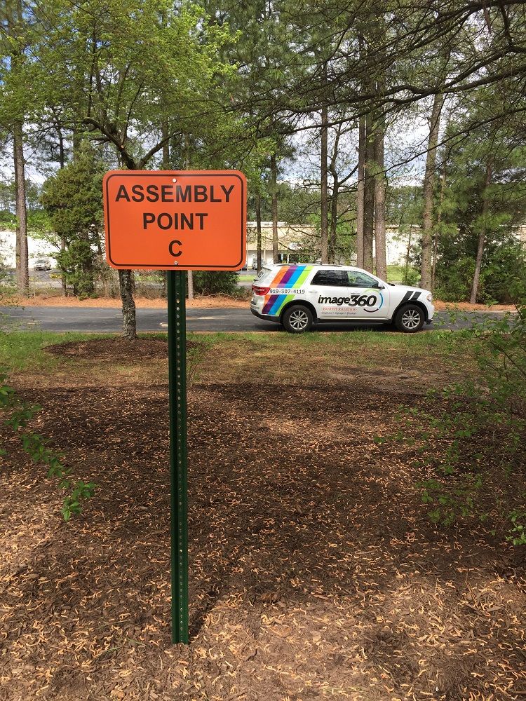 Safety & Regulatory Signs