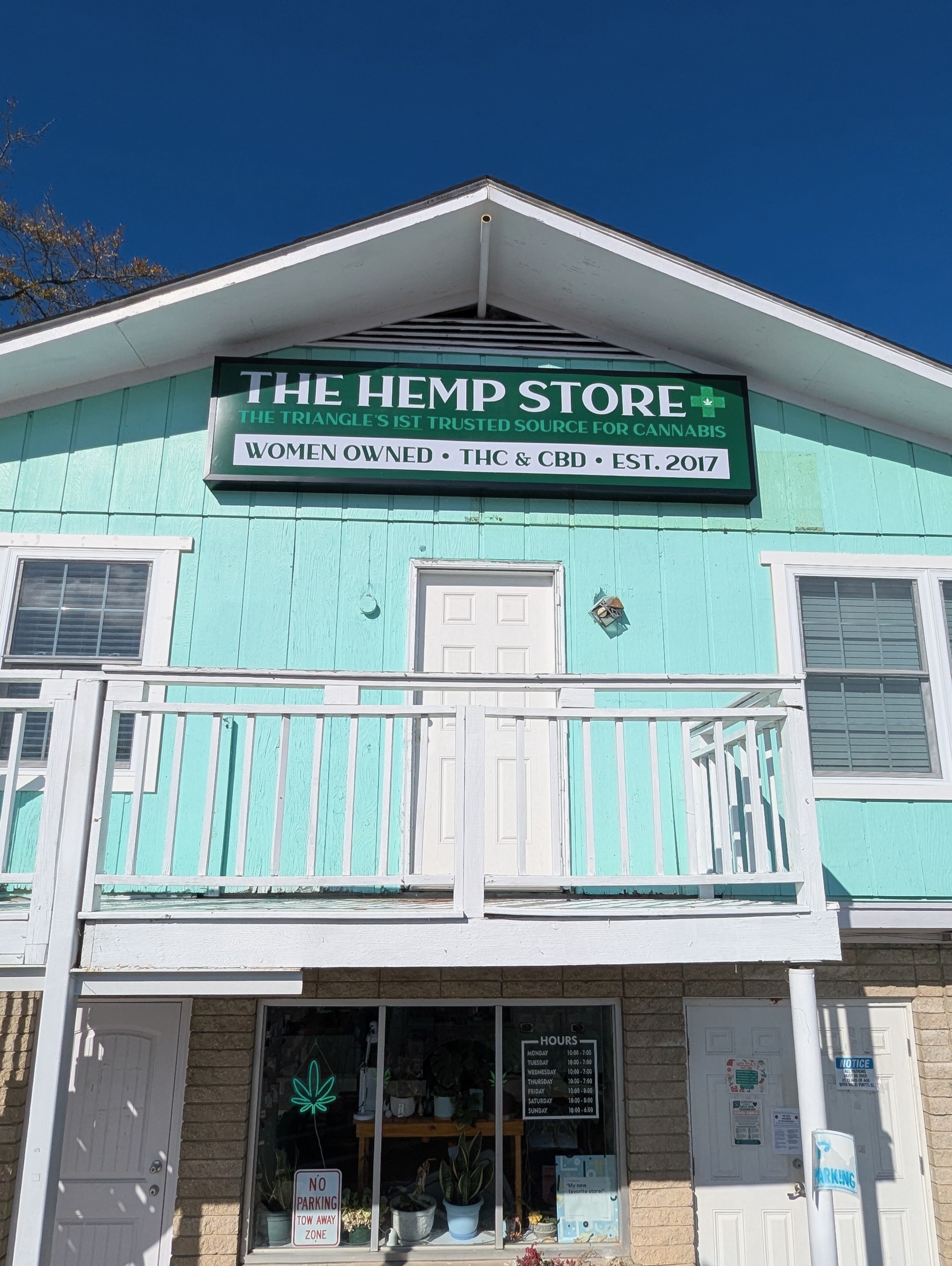 Lightbox Signs | Retail | Knightdale, NC | Aluminum