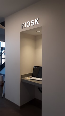 3D Signs & Dimensional Letters & Logos