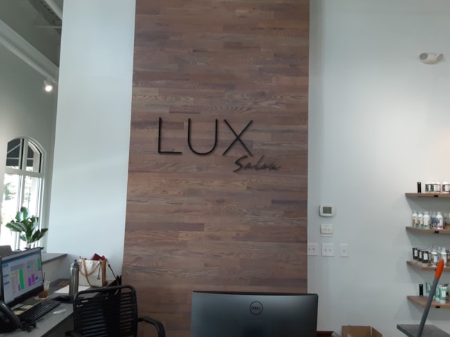 3D Signs & Dimensional Letters & Logos