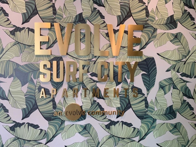 3D Signs & Dimensional Letters & Logos