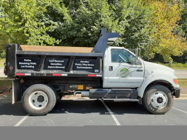 Vehicle Graphics & Lettering