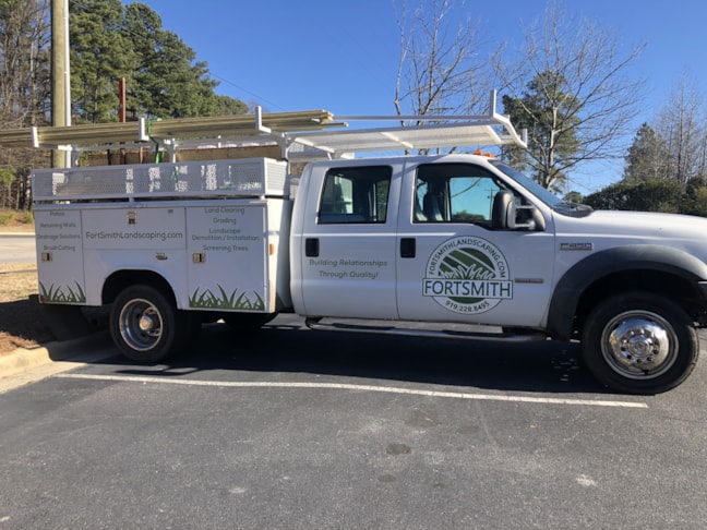 Vehicle Graphics & Lettering