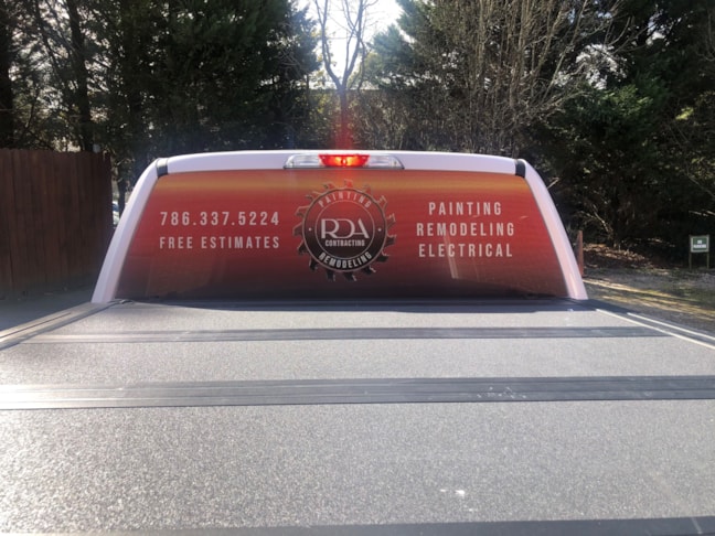 Vehicle Graphics & Lettering