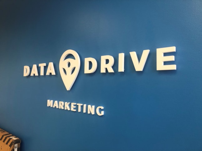 3D Signs & Dimensional Letters