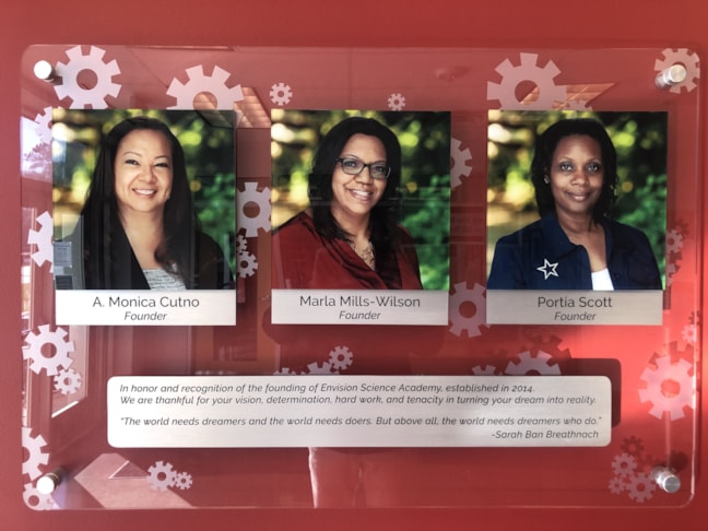 3D Signs & Dimensional Letters