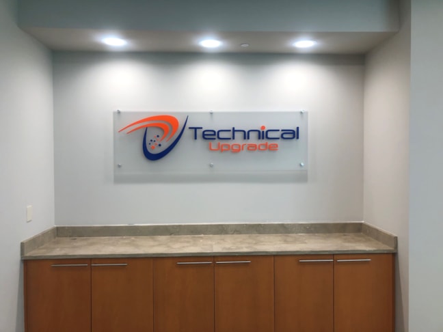 3D Signs & Dimensional Letters